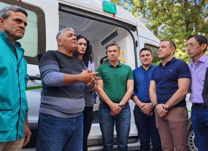 Nueva ambulancia para fortalecer la salud pública en Colonia Elisa