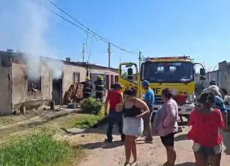 Un cortocircuito provocó un incendio en una casa de Resistencia