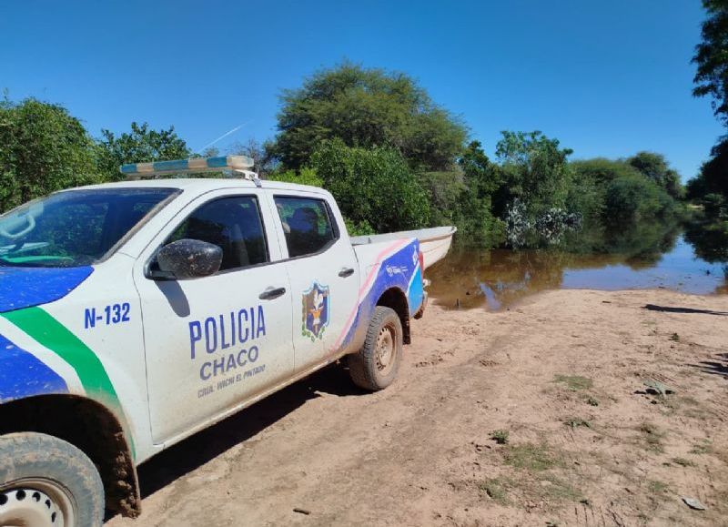 El Gobierno provincial refuerza la asistencia en zonas anegadas del Impenetrable