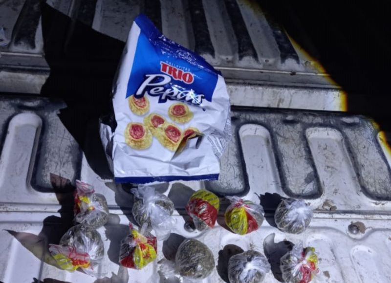 Detuvieron a un hombre con 15 “bochitas” de marihuana en Resistencia