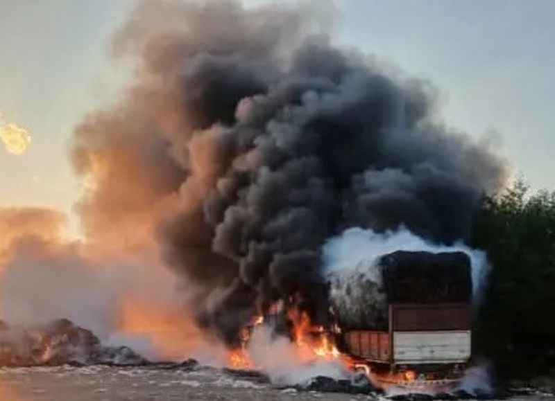 Un incendio destruyó 30 toneladas de algodón de un productor en Juan José Castelli