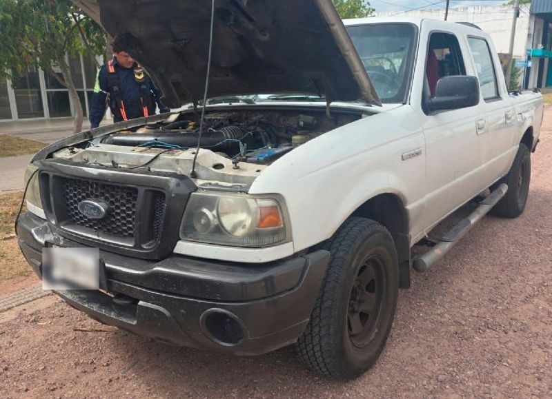 Caminera detectó una camioneta en San Bernardo que es buscada por la Justicia de Tucumán