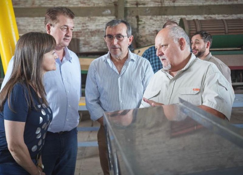 El Gobierno provincial acompañó la inauguración del nuevo taller metalúrgico en Colonia Benítez