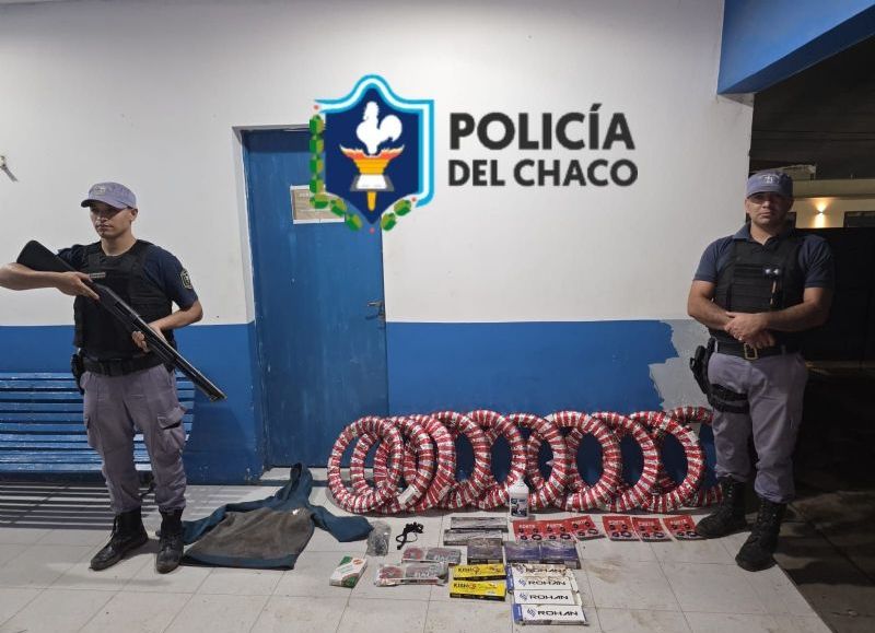 Charata: huyeron de la Policía dejando abandonadas repuestos y cubiertas de moto