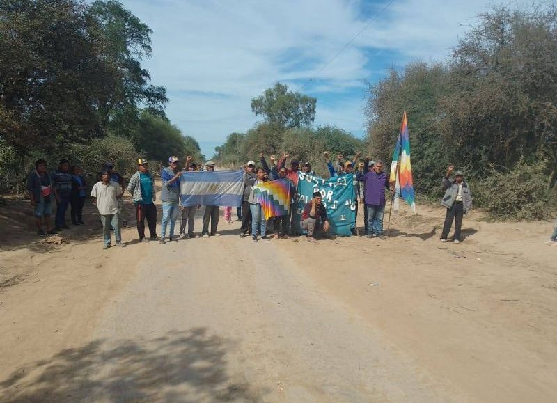 Mediación y diálogo de la Justicia permitió levantar acampe en Misión Nueva Pompeya: Salustiano no aparece