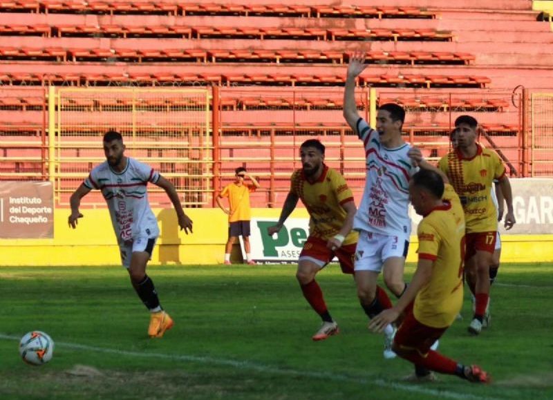 Sarmiento cayó ante Las Parejas y se cortó la buena racha