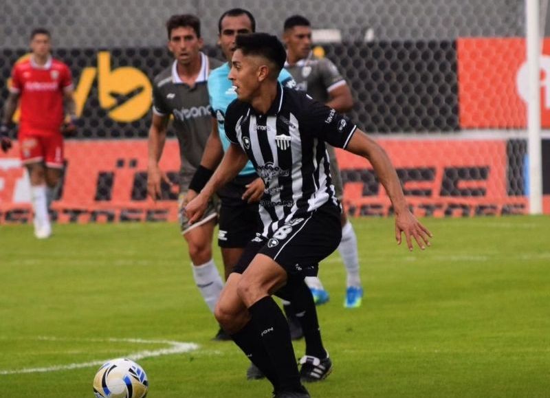 Chaco For Ever se trajo un empate de su visita a Estudiantes en Caseros