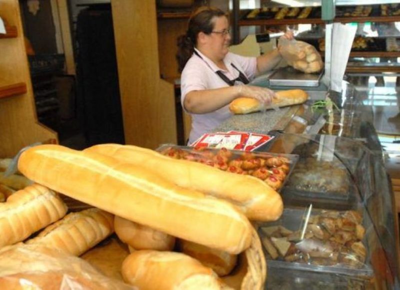 Panaderos anunciaron un aumento en el precio del pan