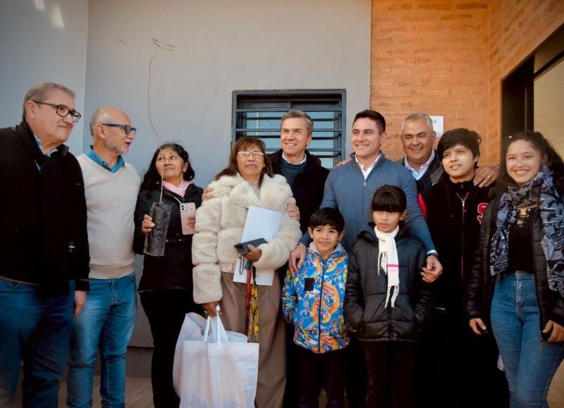 El Gobierno provincial entregó viviendas en la Chacra 214 de Resistencia