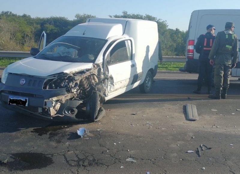 Demoras en el tr nsito del puente Chaco Corrientes por un accidente