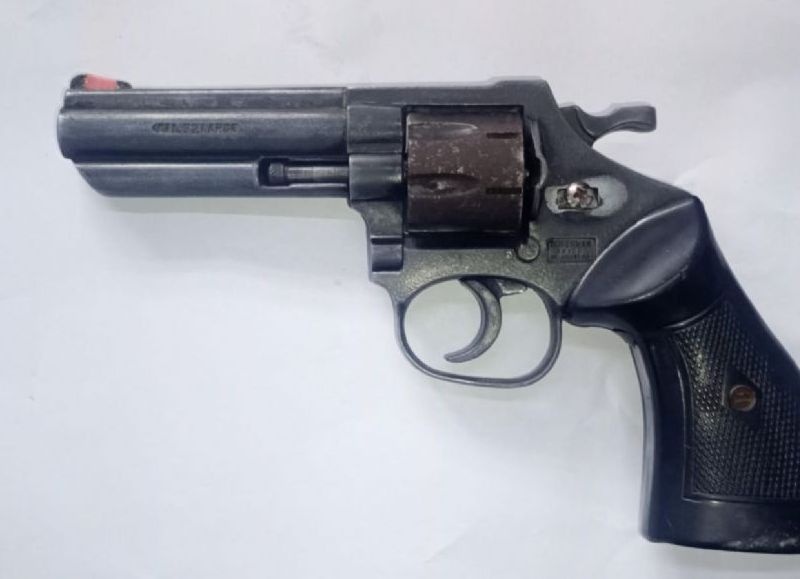 Detuvieron a dos hombres en el marco de una causa por supuesto abuso de armas en Resistencia