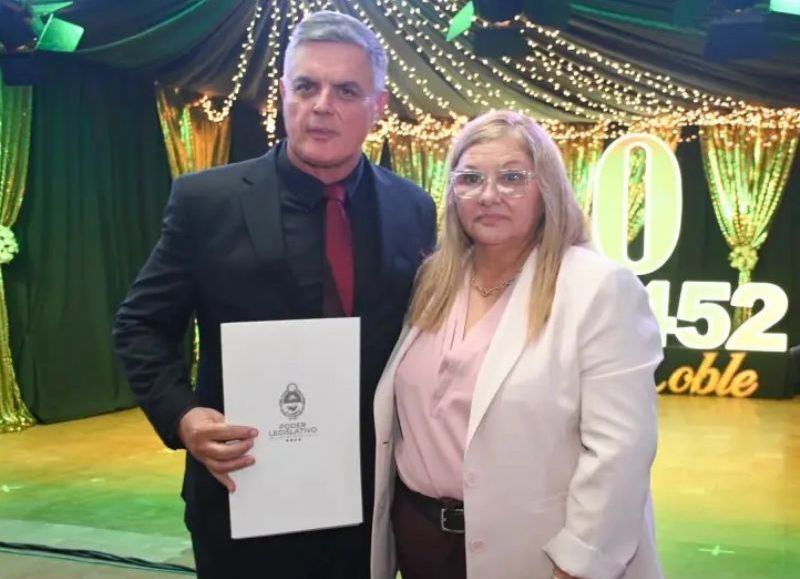 El Poder Legislativo acompañó el 80° aniversario de la Escuela 452 "1° de Junio" en Villa Berthet