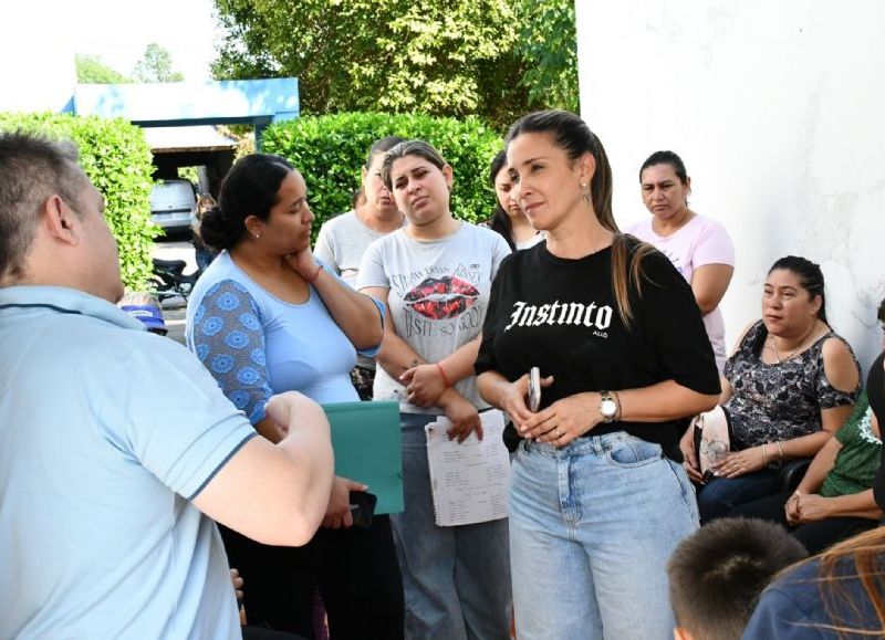 Laguna Blanca brinda atención integral y pone el programa “Dejando Huellas” al servicio de la comunidad