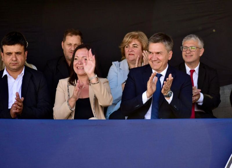 El Gobierno provincial acompañó el acto por el aniversario de Tres Isletas