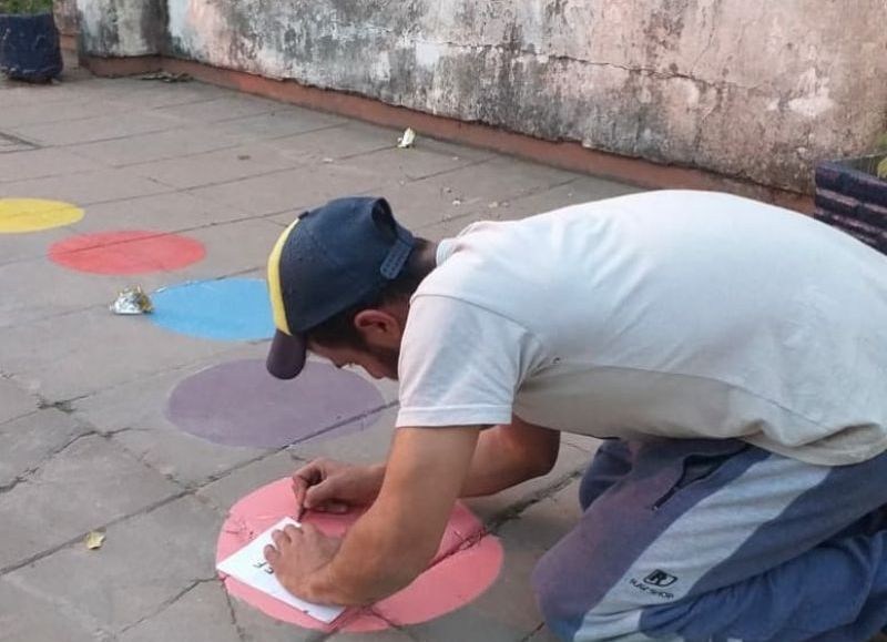 Jovenes Radicales Pintaron Juegos Recreativos En Escuela Primaria De Coronel Du Graty