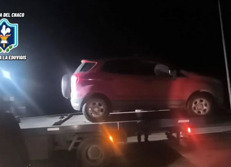 Fuga y tiroteo en La Eduvigis: abandonan una camioneta tras evadir controles policiales