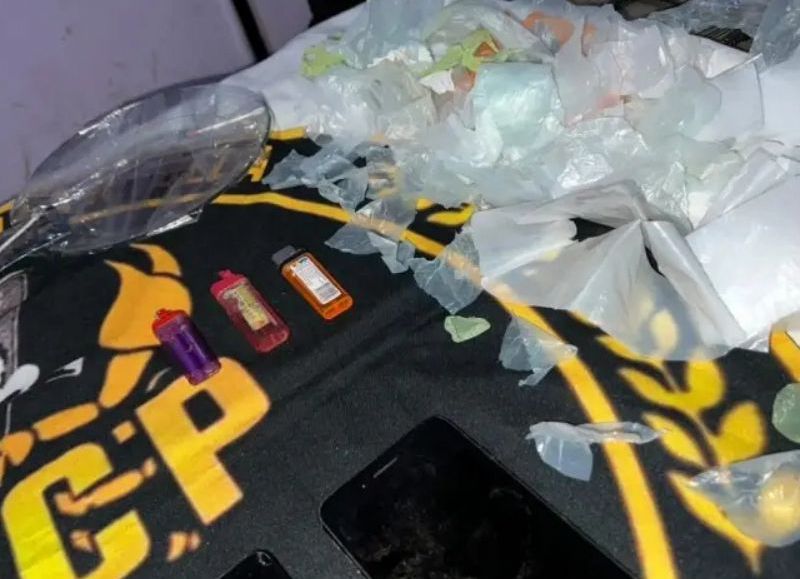 Secuestraron cocaína y detuvieron a dos mujeres en allanamiento por narcotráfico en Villa Ángela